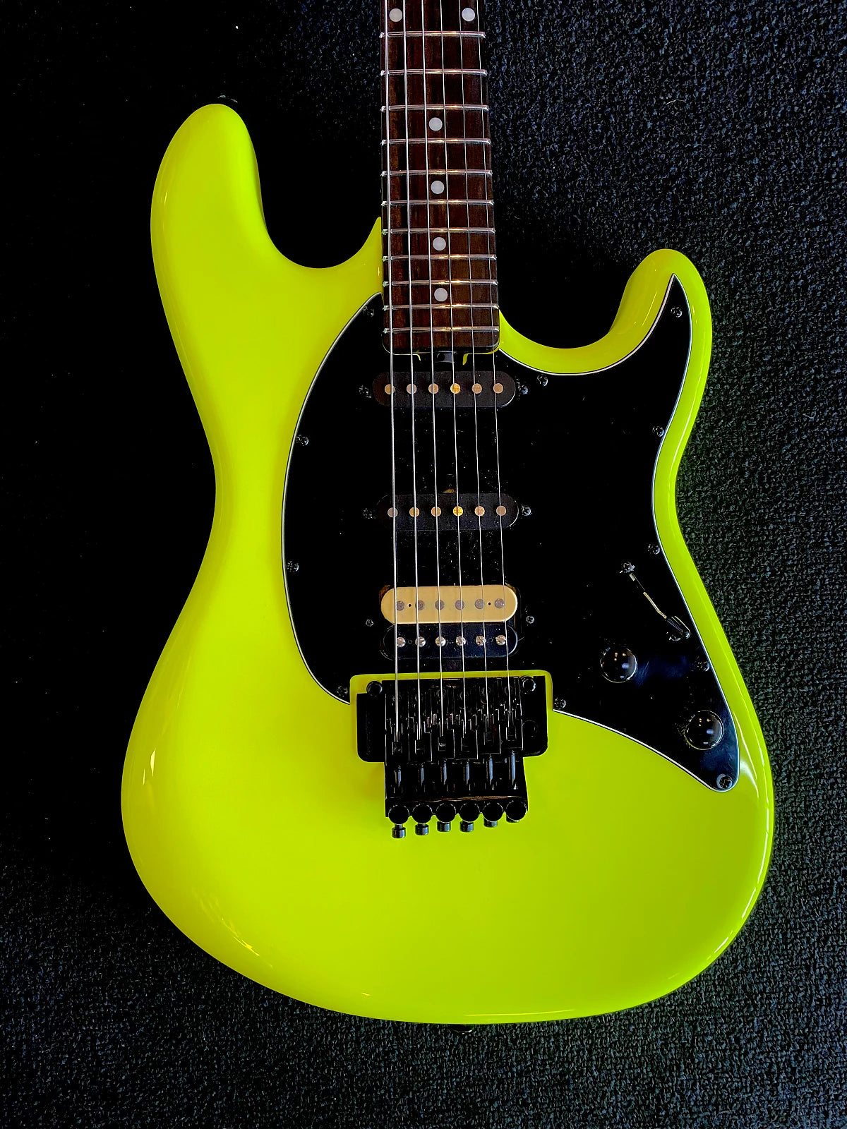 Ernie Ball Music Man Cutlass BFR Floyd - Lemon Yellow