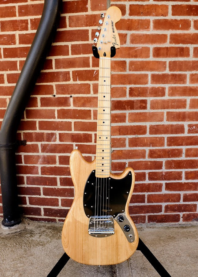 Fender Ben Gibbard Signature Mustang