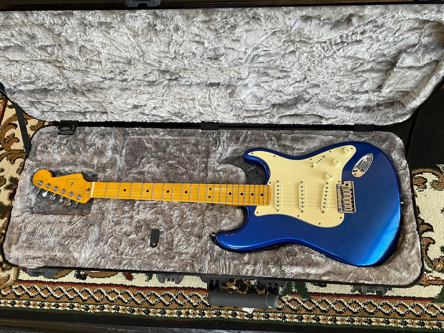 *USED* Fender American Ultra Stratocaster - Cobra Blue