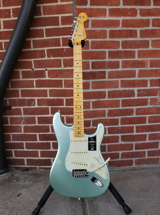 Fender American Professional II Stratocaster - Mystic Surf Green