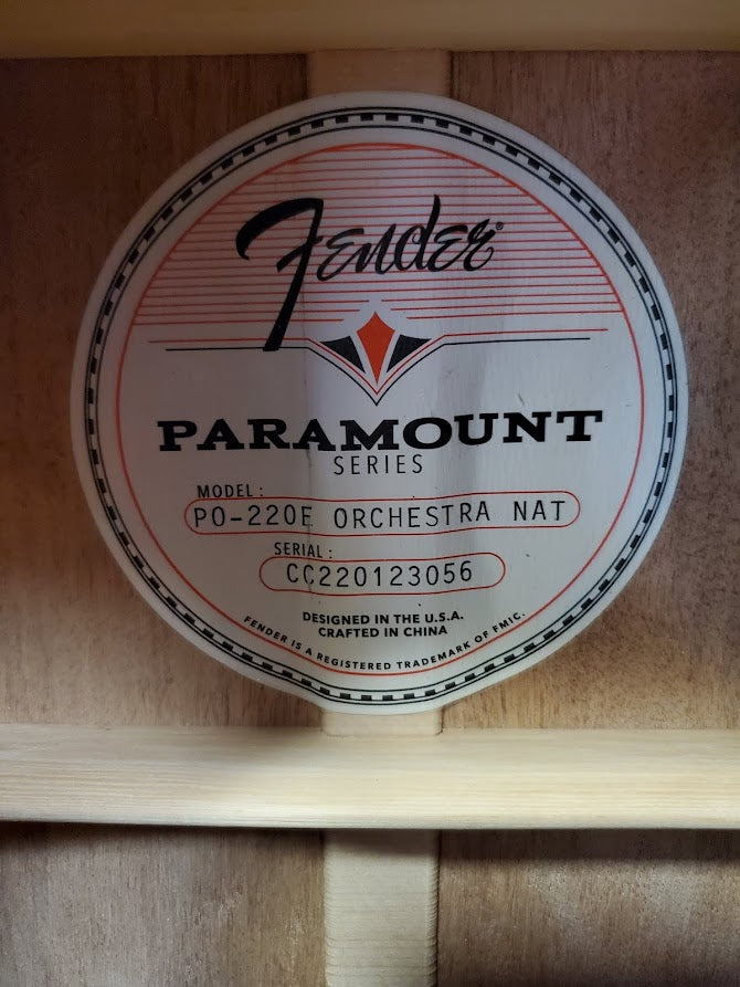 Fender Paramount PO-220E